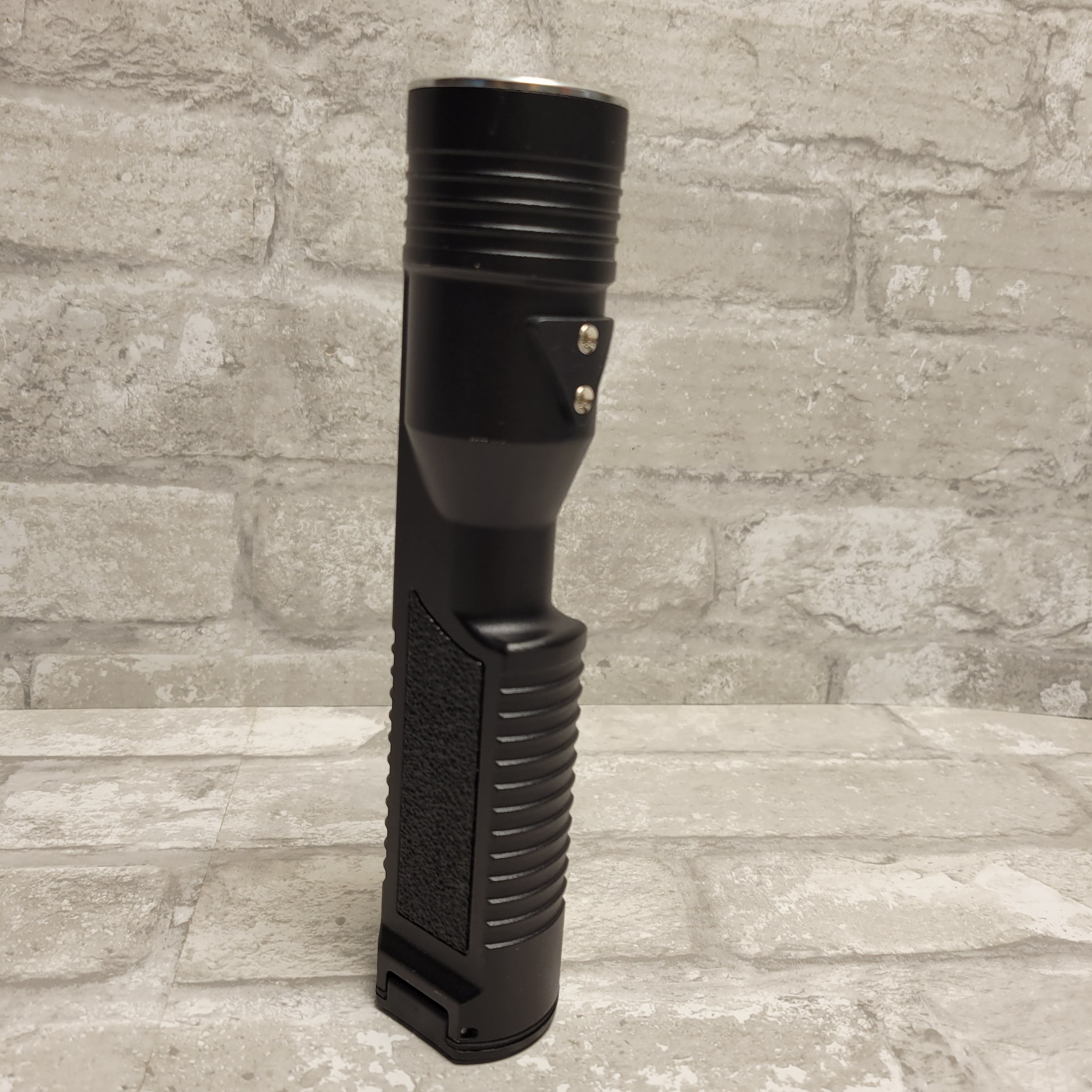 Streamlight Stinger 2020 Rechargeable LED Flashlight *READ DESCRIPTION* (8004036952302)